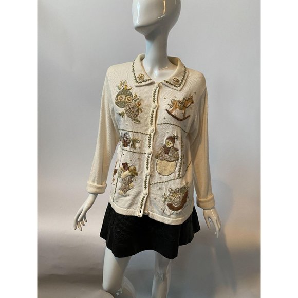 Embellished Holiday Sweater - Picture 10 of 11